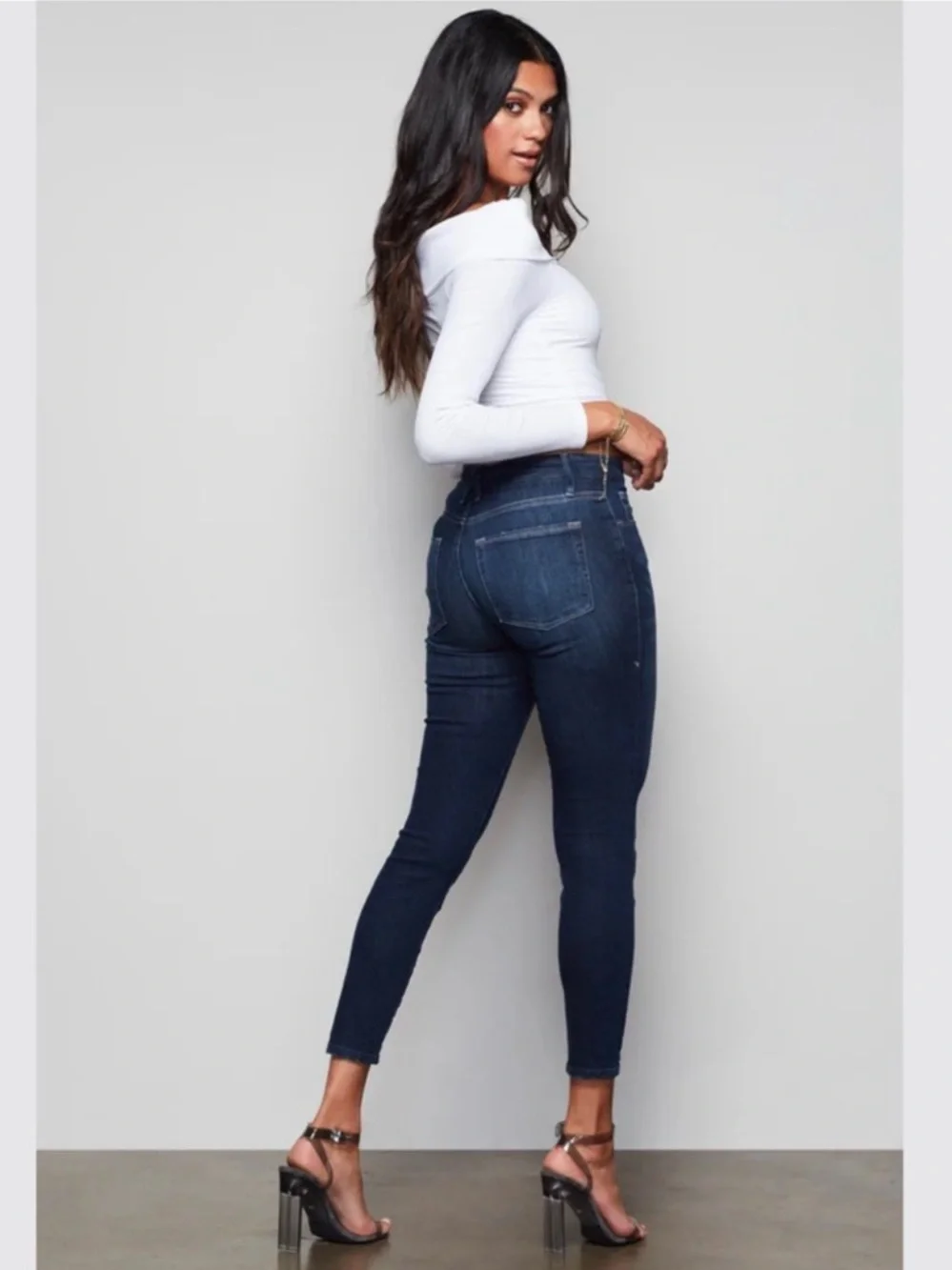 Good American Good Legs Crop Jeans
